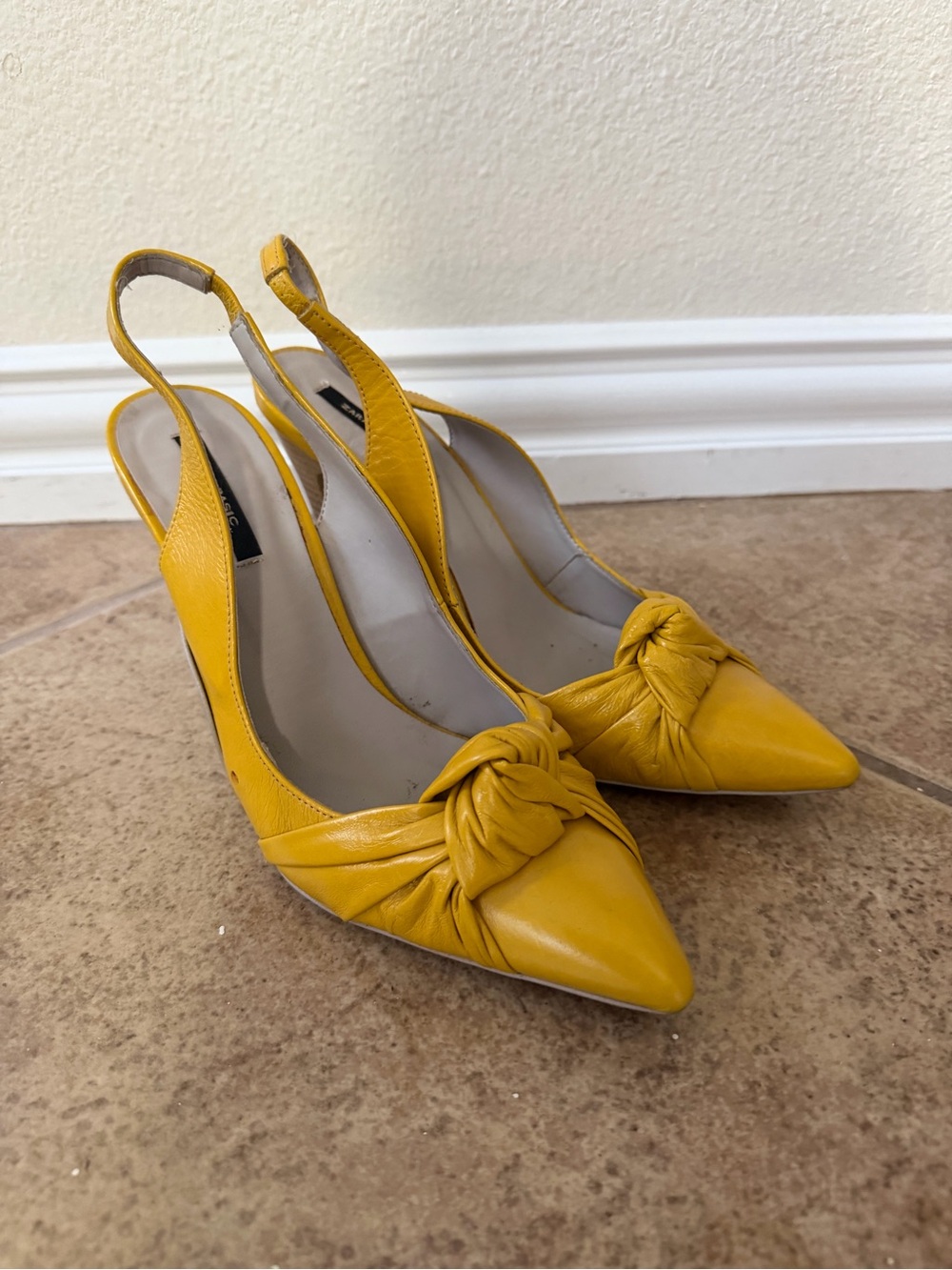 Zara Yellow Knot-Front Slingback Pumps 38 EU